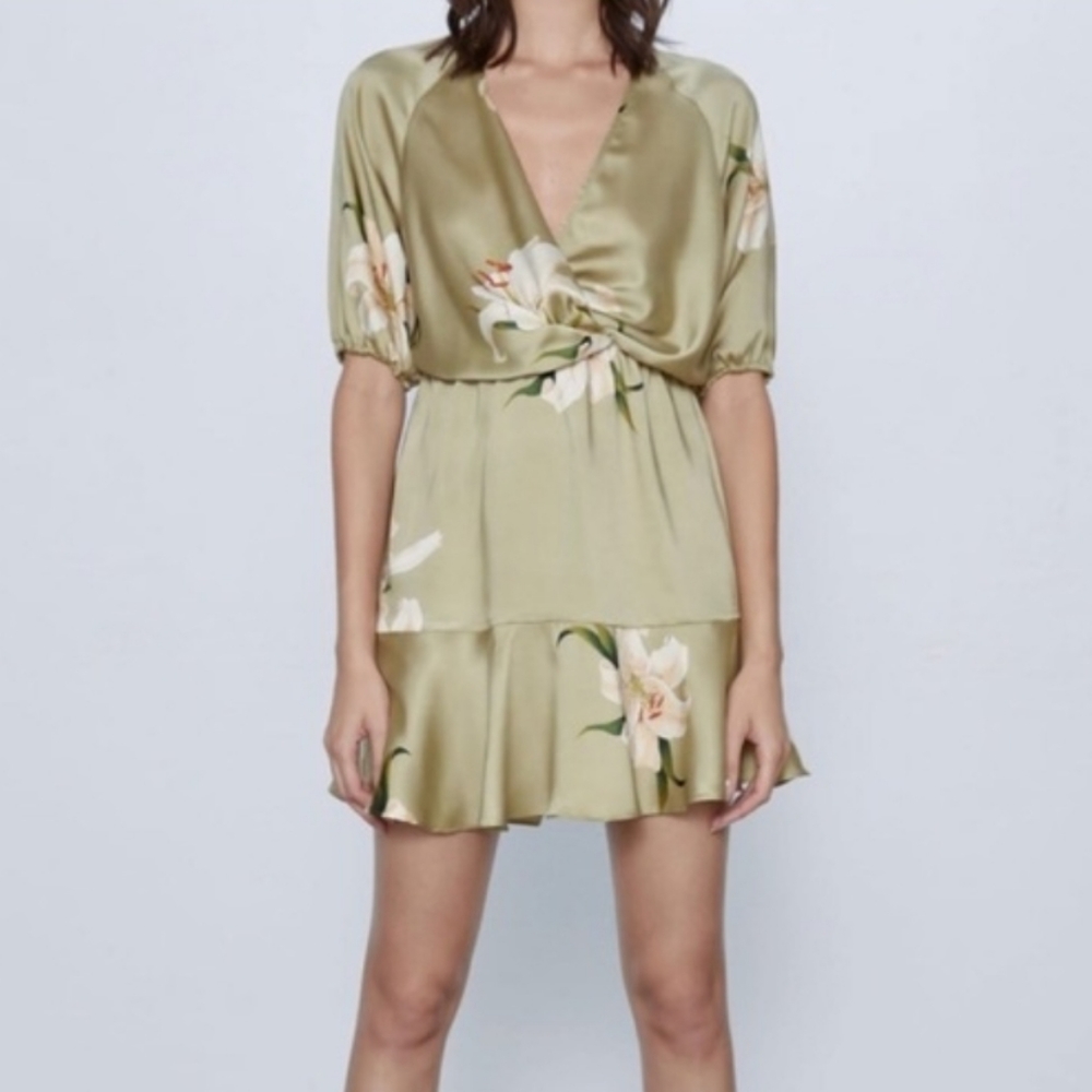 Zara dress never worn with tags